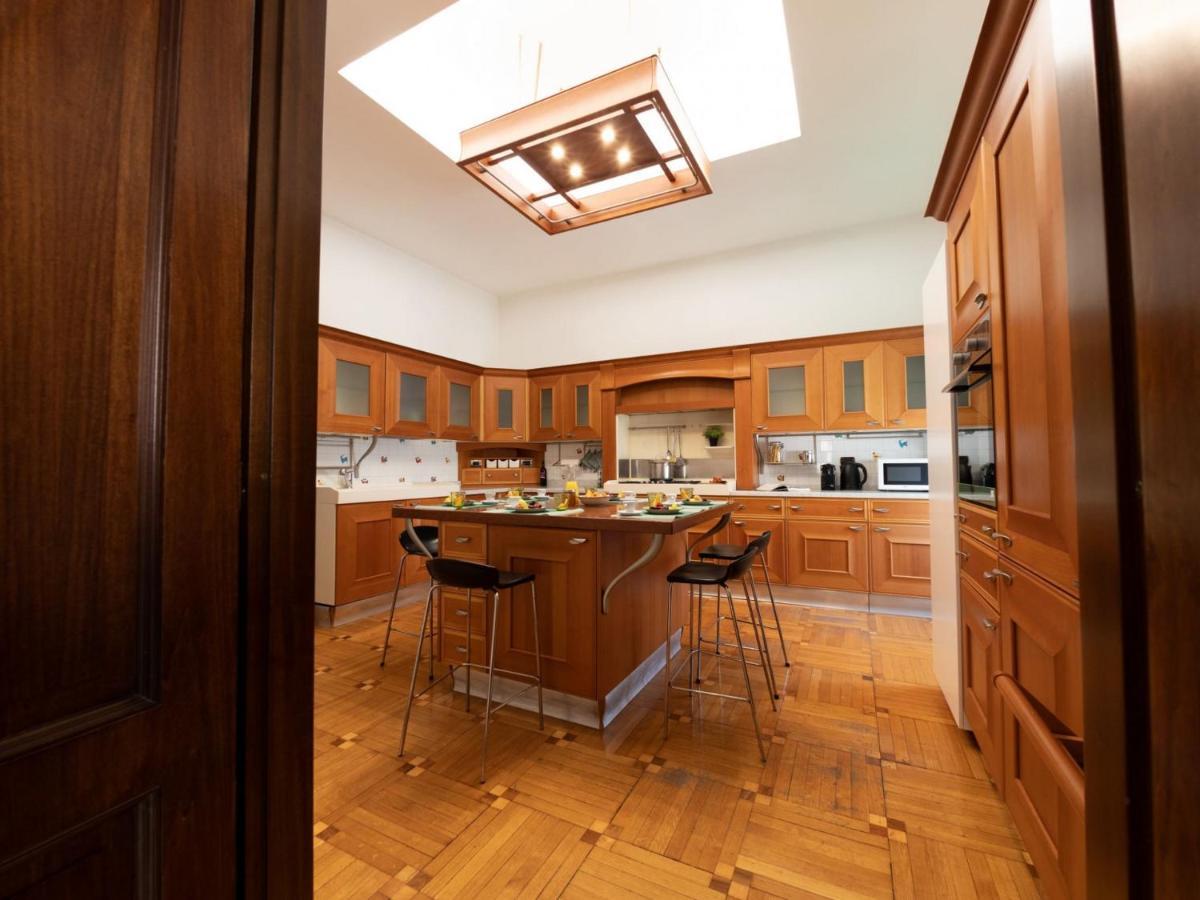 The Best Rent - Apartment With A View On Altare Della Patria Рим Екстериор снимка